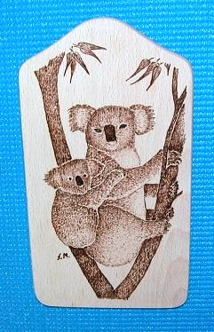 Frhstcksbrett abgerundet mit Koala und Baby
