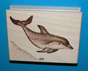 Zettelbox mit Clymene-Delfin