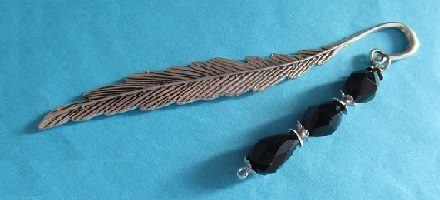 schwarze Glasperlen Doppelkegel und Tropfen