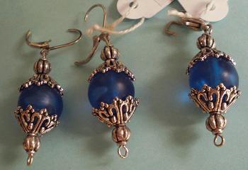 Metall Schmuck mit Glaskugeln